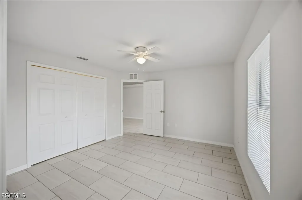 1426/1428 Cape Coral Parkway W Cape Coral FL 33914