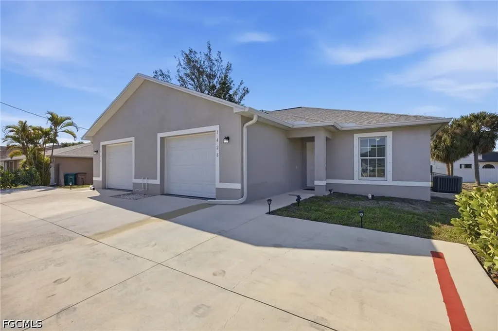 1426/1428 Cape Coral Parkway W Cape Coral FL 33914