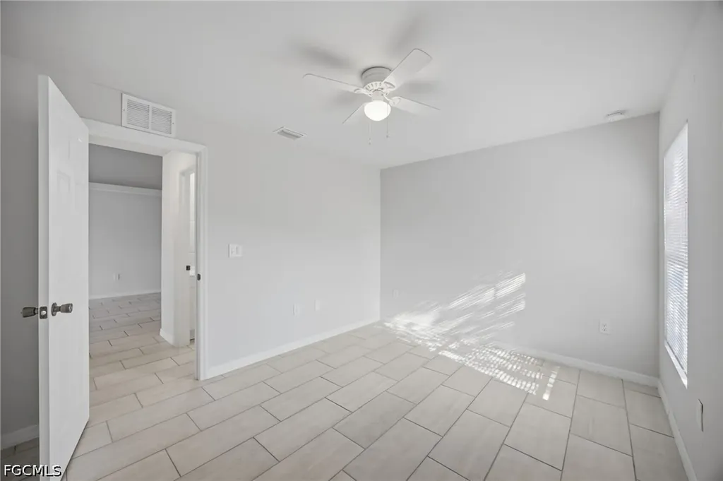 1426/1428 Cape Coral Parkway W Cape Coral FL 33914