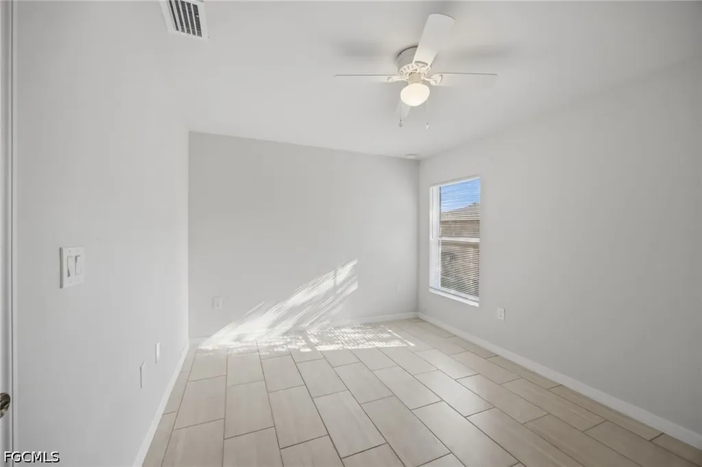 1426/1428 Cape Coral Parkway W Cape Coral FL 33914
