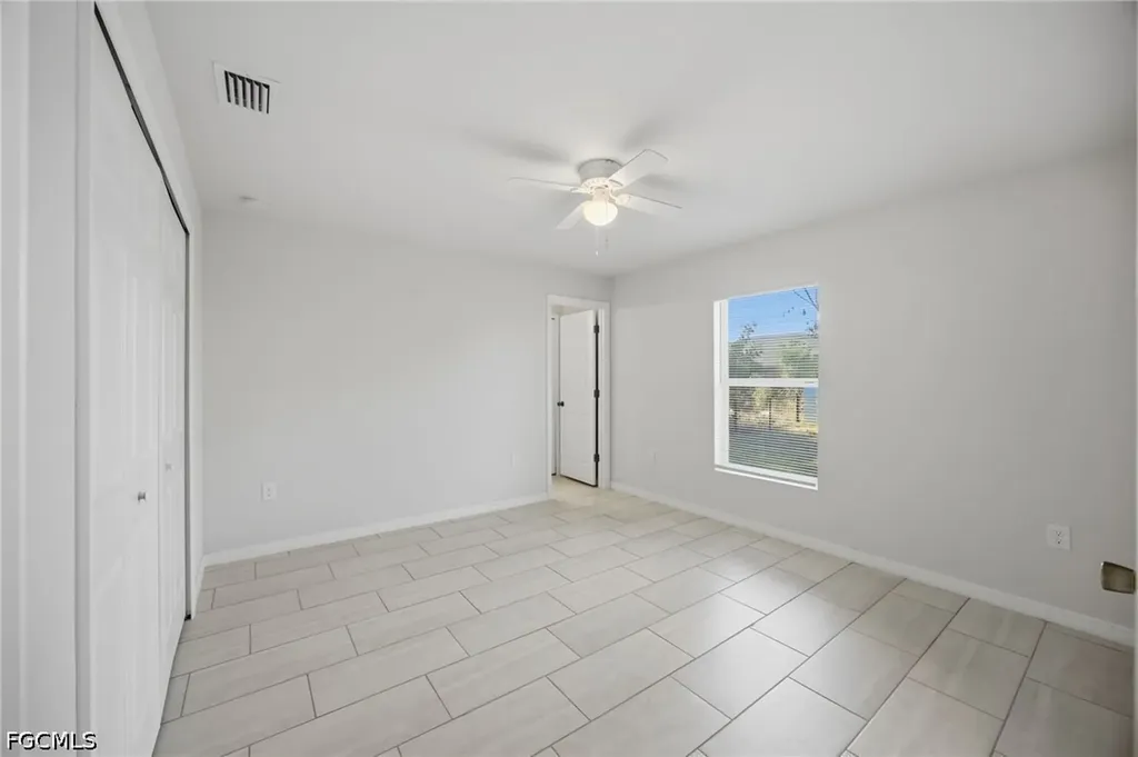 1426/1428 Cape Coral Parkway W Cape Coral FL 33914
