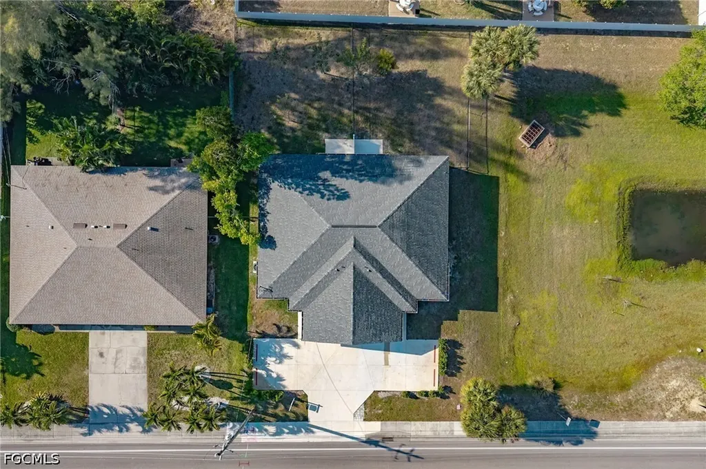 1426/1428 Cape Coral Parkway W Cape Coral FL 33914