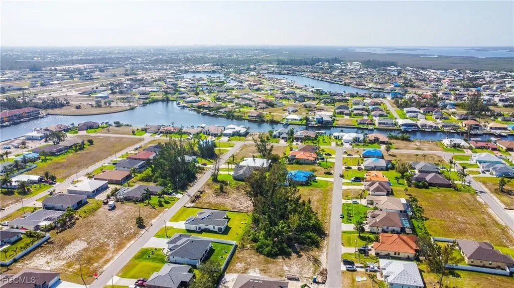 117 SW 34th Place Cape Coral FL 33991