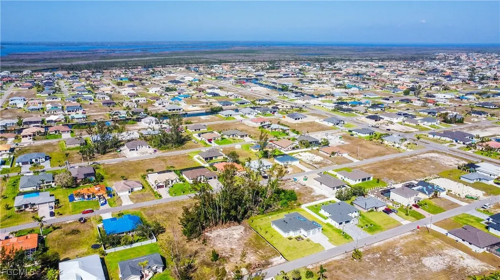 117 SW 34th Place Cape Coral FL 33991