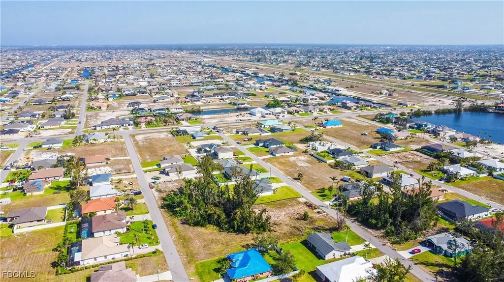 117 SW 34th Place Cape Coral FL 33991