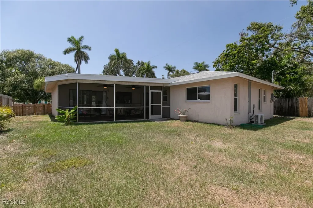 3717 Hanover Street Fort Myers FL 33901