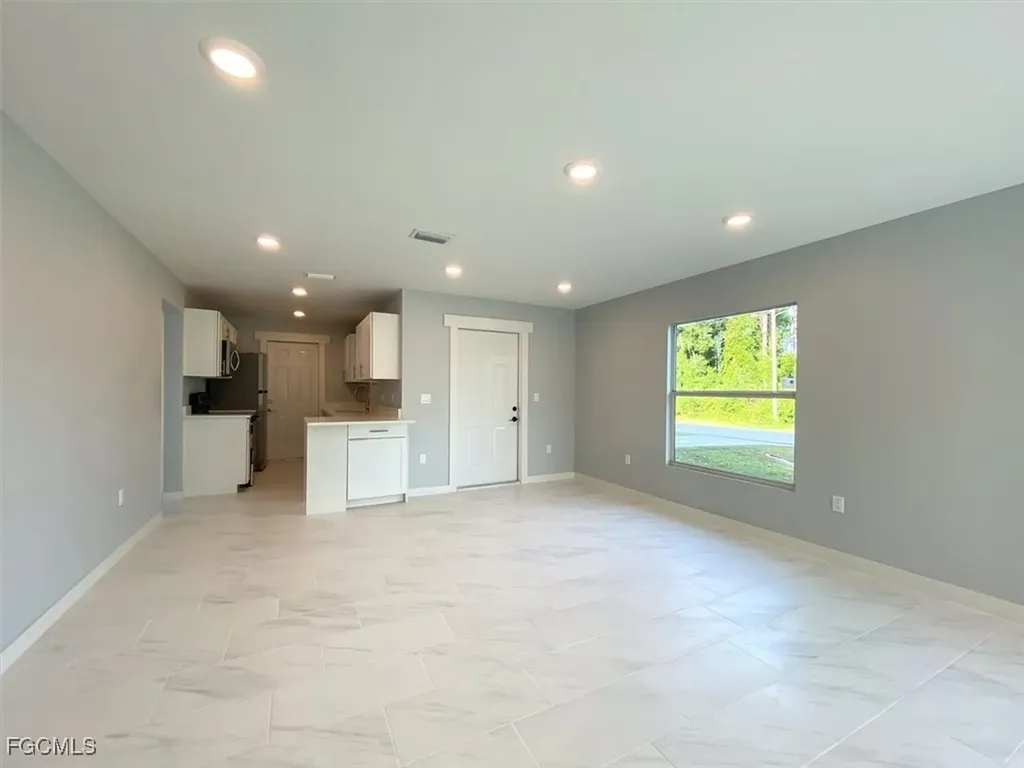 2401-2403 Joe Avenue S Lehigh Acres FL 33973