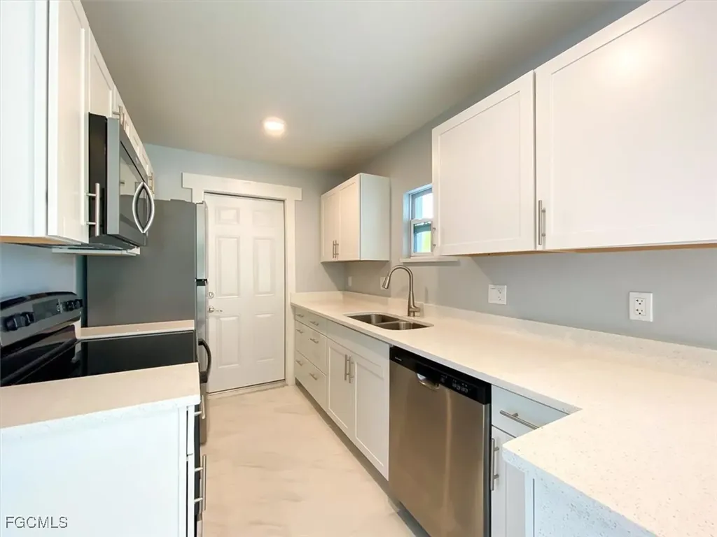 2401-2403 Joe Avenue S Lehigh Acres FL 33973