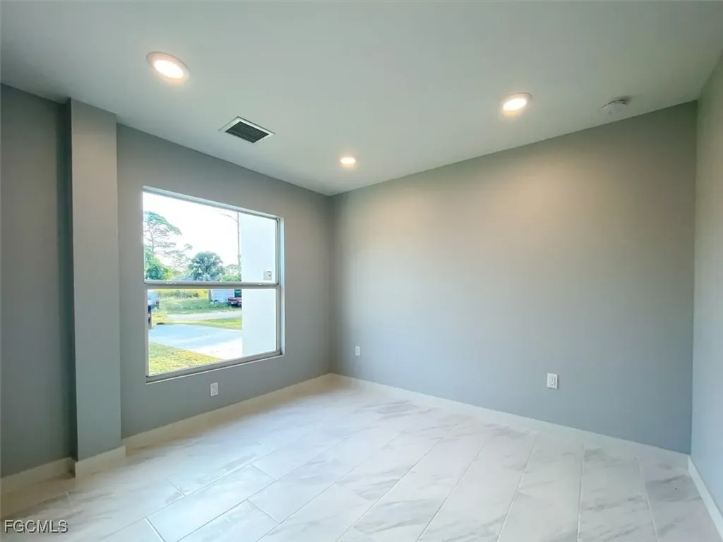 2401-2403 Joe Avenue S Lehigh Acres FL 33973