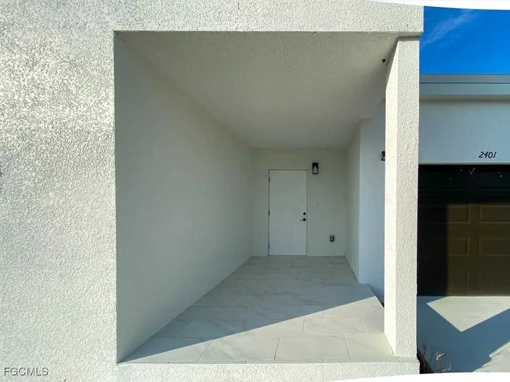 2401-2403 Joe Avenue S Lehigh Acres FL 33973