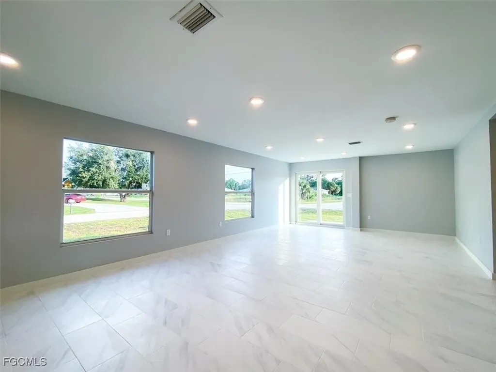 2401-2403 Joe Avenue S Lehigh Acres FL 33973