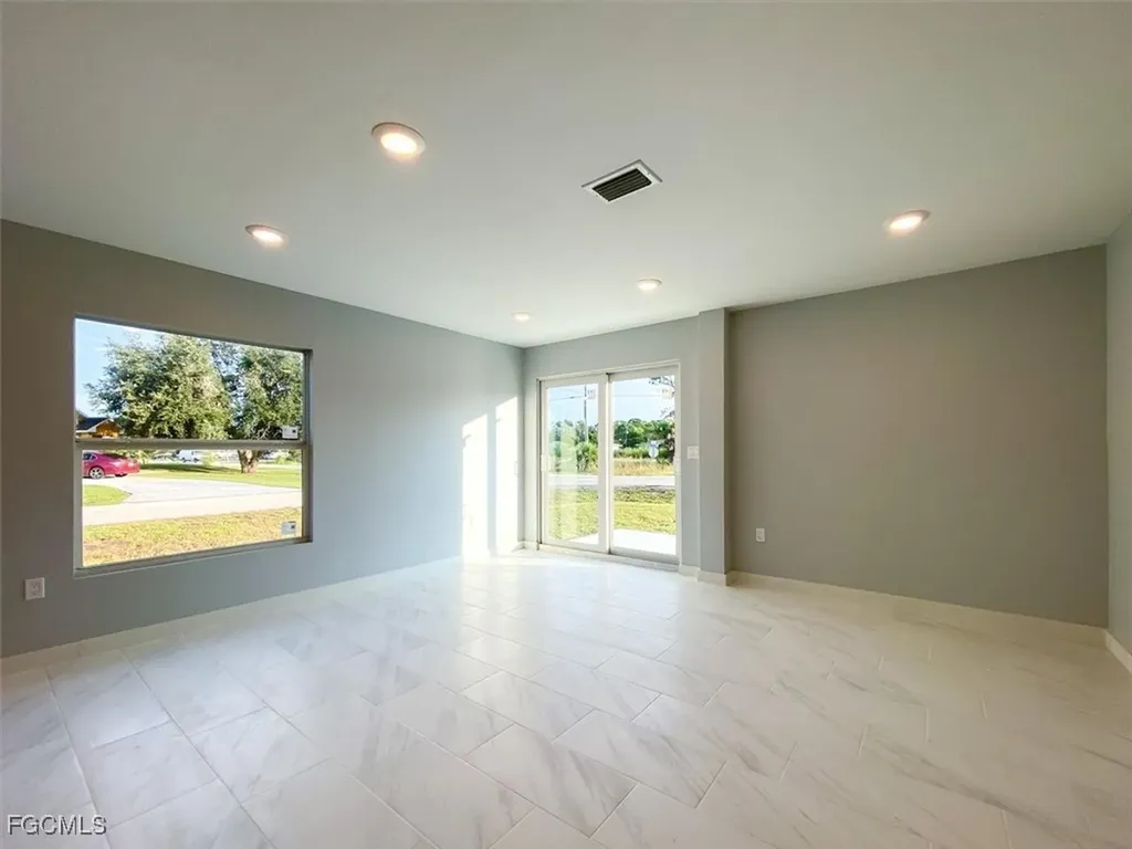 2401-2403 Joe Avenue S Lehigh Acres FL 33973