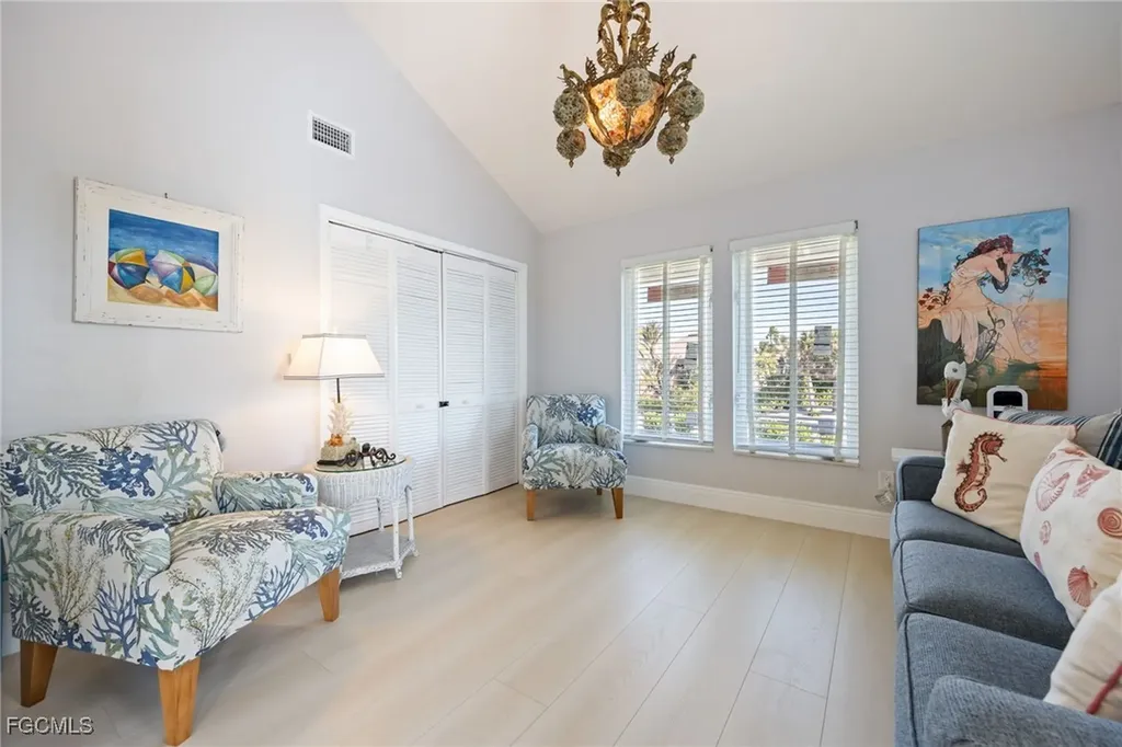 424 Lagoon Drive Sanibel FL 33957