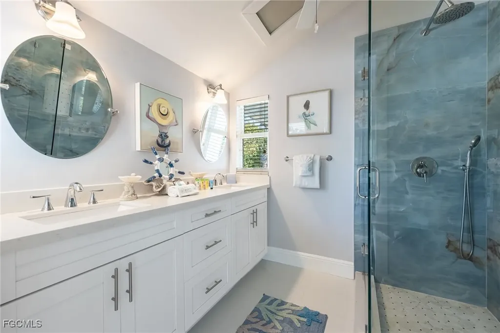 424 Lagoon Drive Sanibel FL 33957