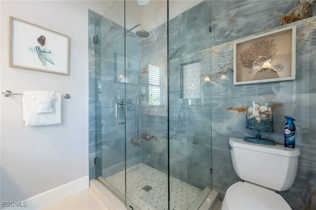 424 Lagoon Drive Sanibel FL 33957