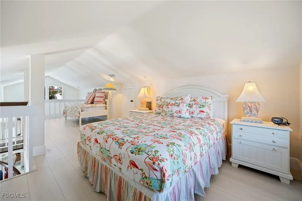 424 Lagoon Drive Sanibel FL 33957