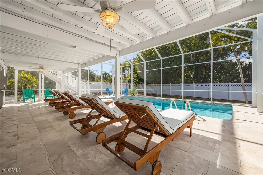 424 Lagoon Drive Sanibel FL 33957