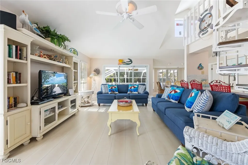 424 Lagoon Drive Sanibel FL 33957