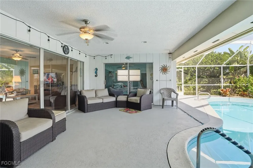 4421 SE 8th Place Cape Coral FL 33904