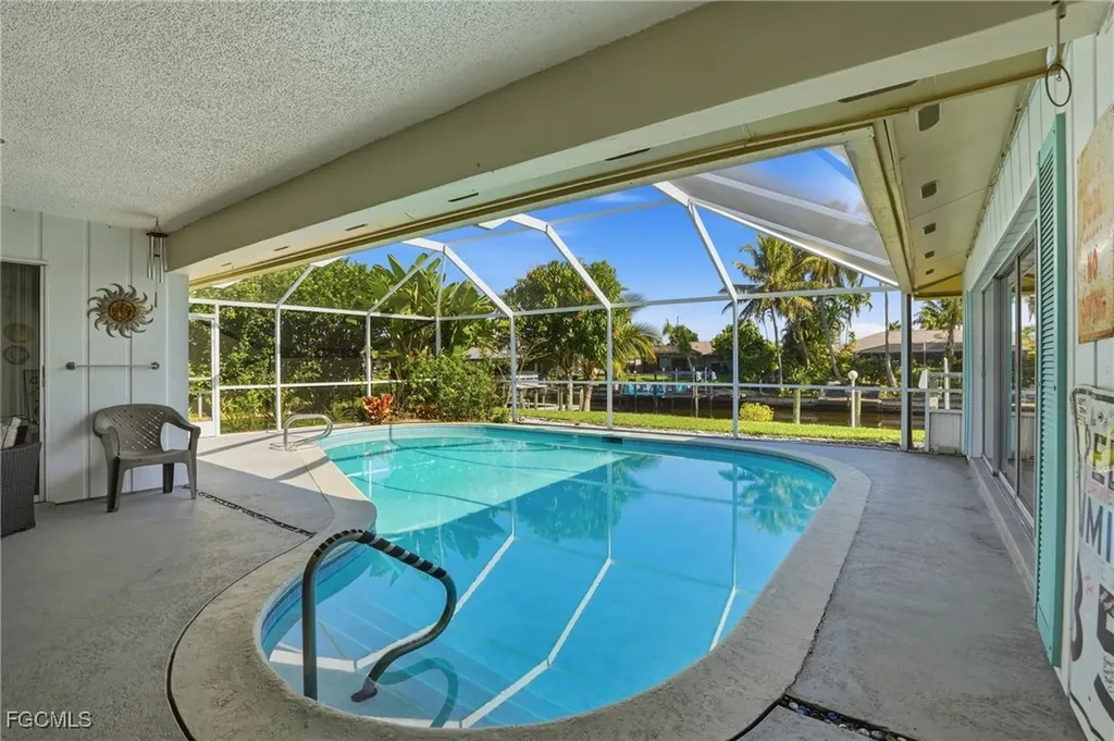 4421 SE 8th Place Cape Coral FL 33904