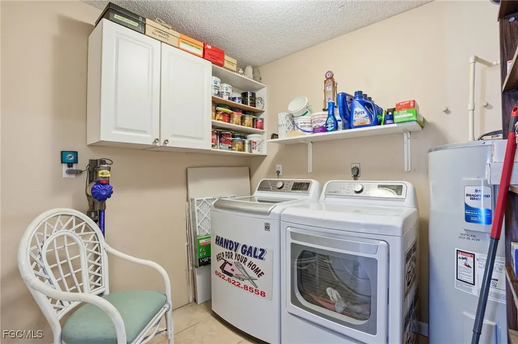 4421 SE 8th Place Cape Coral FL 33904