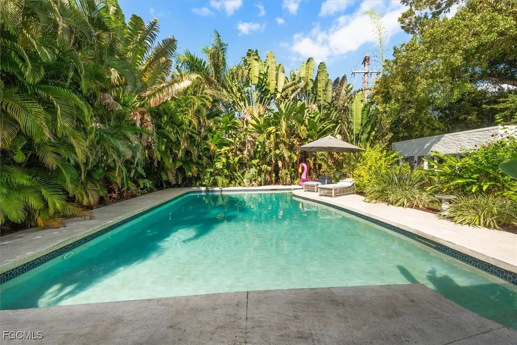 1229 Alhambra Drive Fort Myers FL 33901