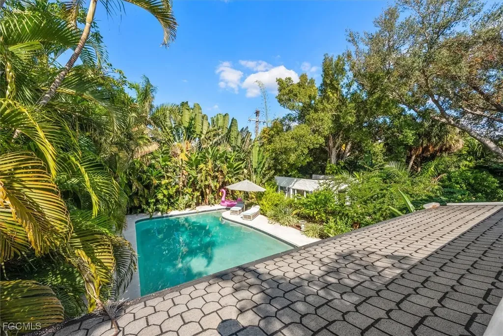 1229 Alhambra Drive Fort Myers FL 33901