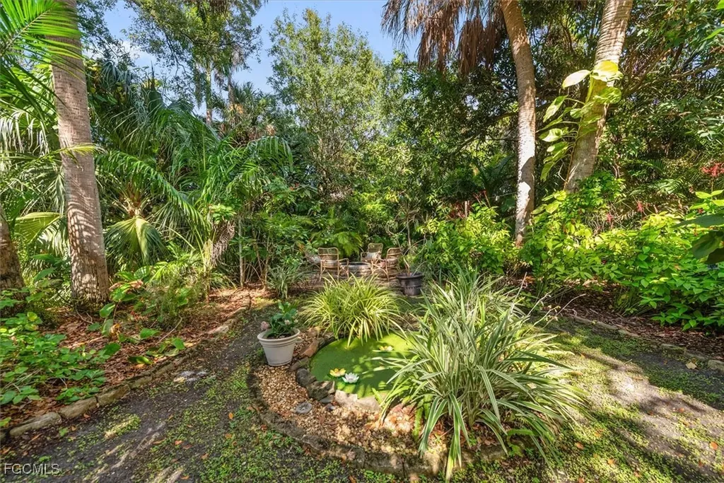 1229 Alhambra Drive Fort Myers FL 33901