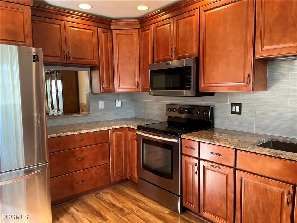 1335 Broadwater Drive Fort Myers FL 33919