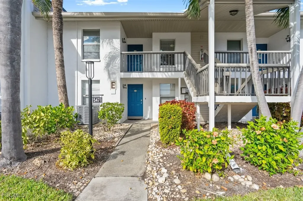 5471 Peppertree Drive Fort Myers FL 33908