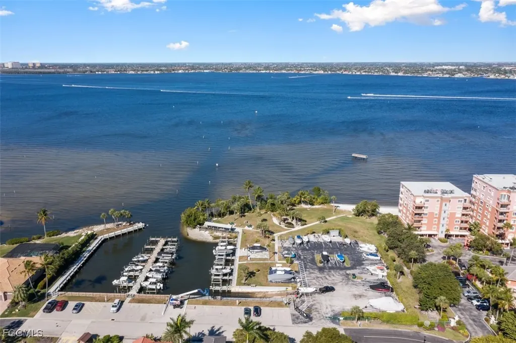 5471 Peppertree Drive Fort Myers FL 33908