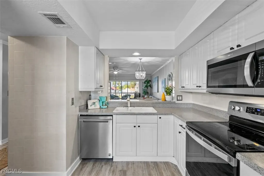 5471 Peppertree Drive Fort Myers FL 33908