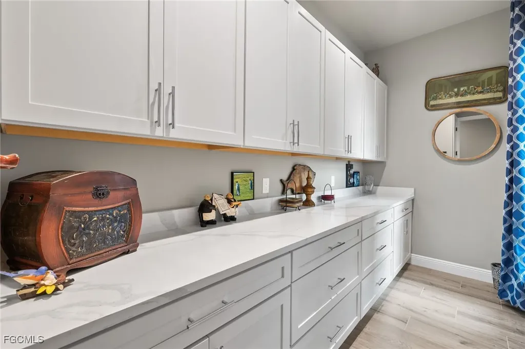 1806 Old Burnt Store Road N Cape Coral FL 33993