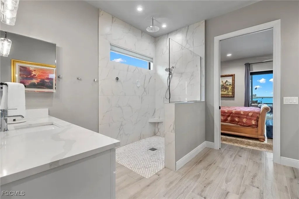 1806 Old Burnt Store Road N Cape Coral FL 33993