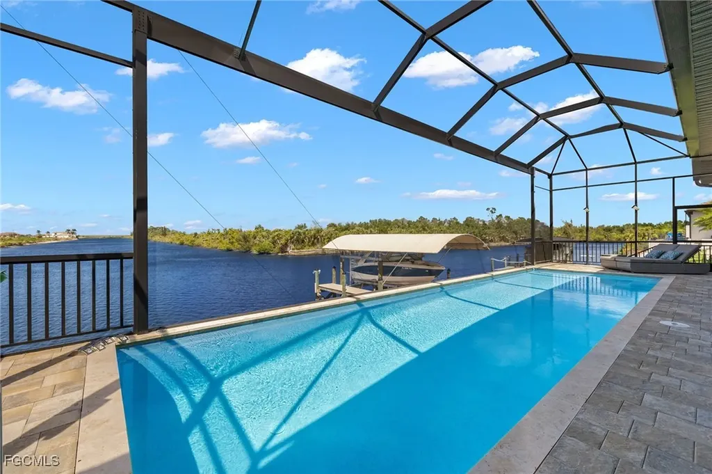 1806 Old Burnt Store Road N Cape Coral FL 33993