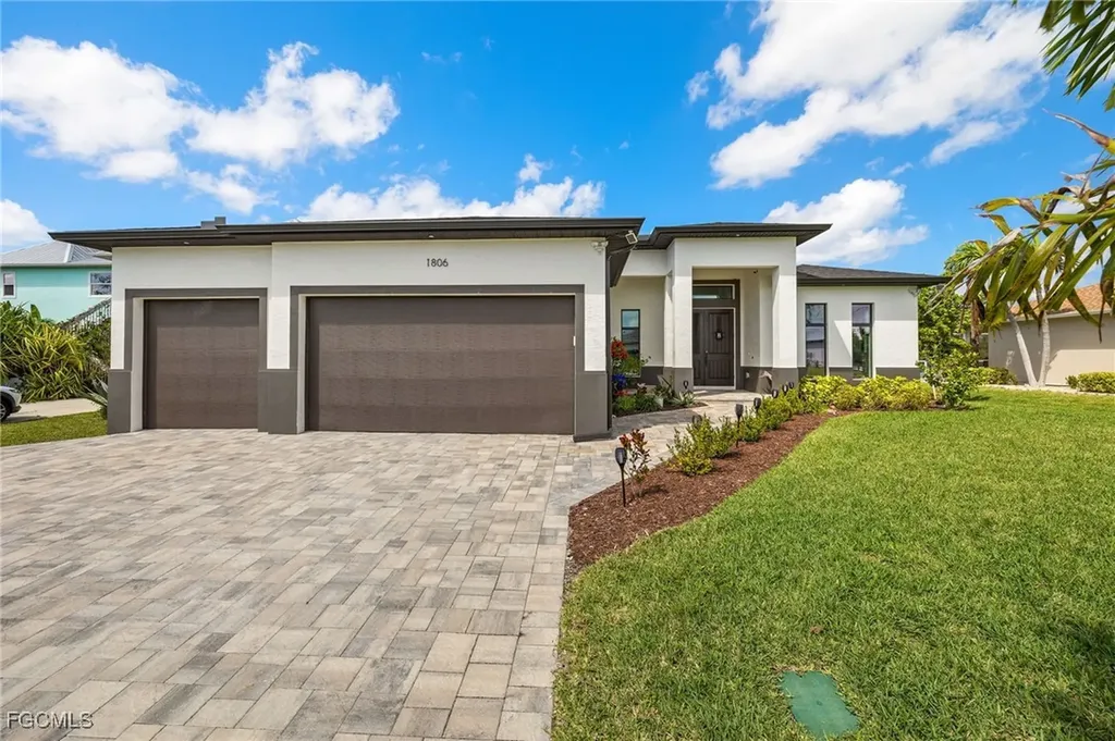 1806 Old Burnt Store Road N Cape Coral FL 33993