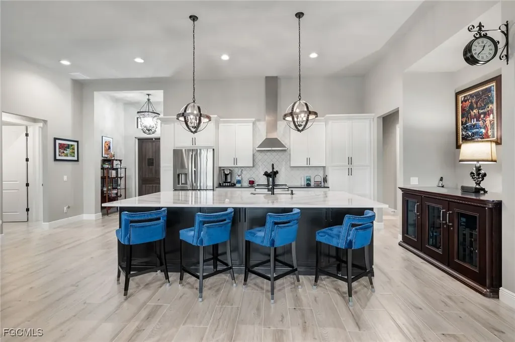 1806 Old Burnt Store Road N Cape Coral FL 33993