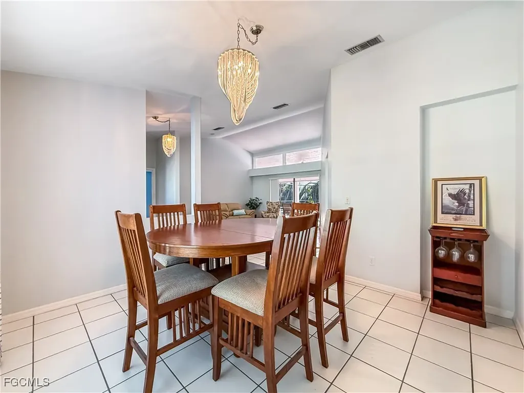 2304 SW 50th Lane Cape Coral FL 33914
