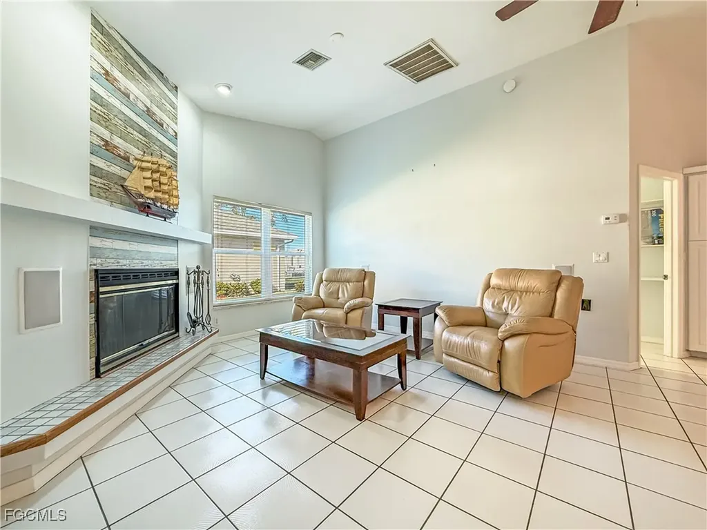 2304 SW 50th Lane Cape Coral FL 33914