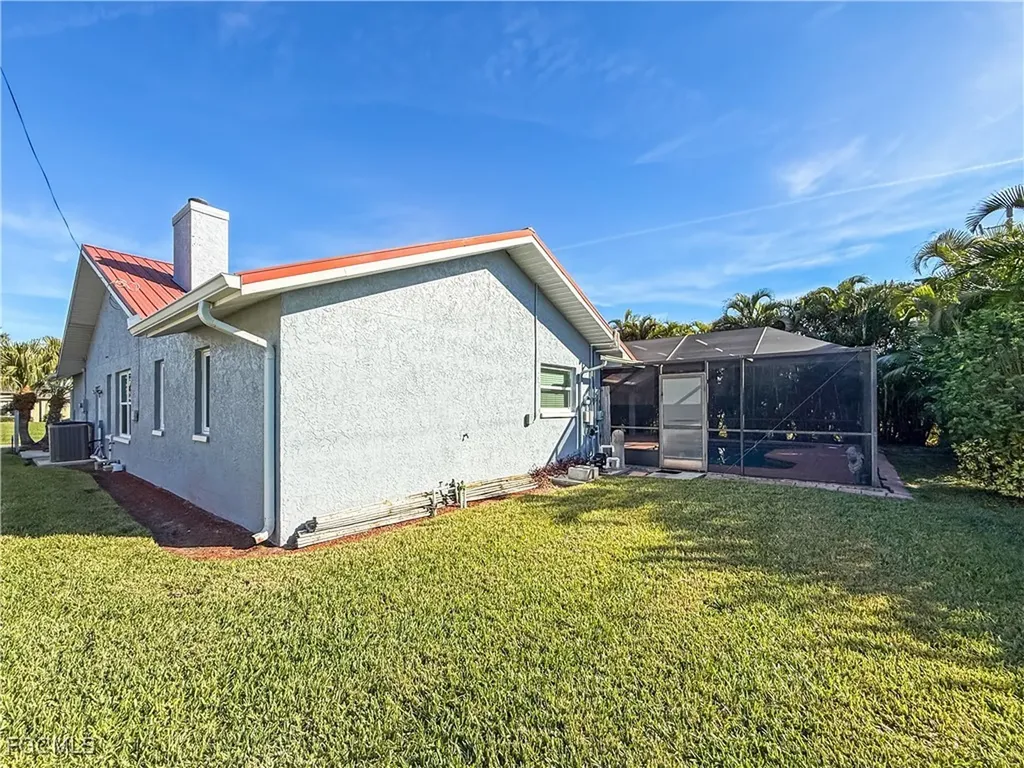 2304 SW 50th Lane Cape Coral FL 33914