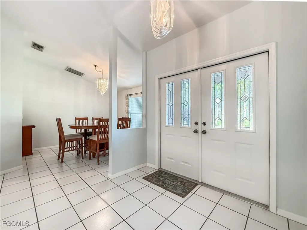 2304 SW 50th Lane Cape Coral FL 33914