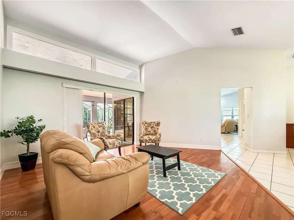 2304 SW 50th Lane Cape Coral FL 33914