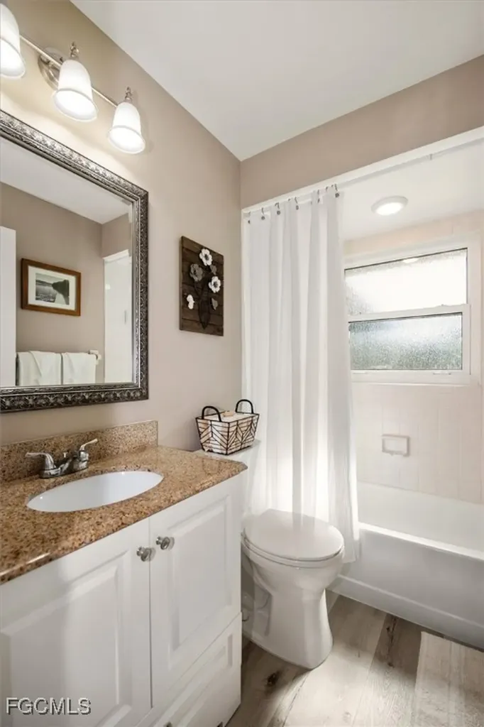 2124 NE 3rd Terrace Cape Coral FL 33909