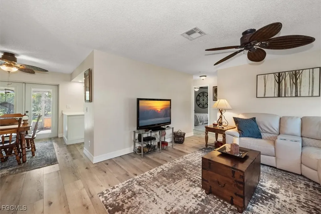 2124 NE 3rd Terrace Cape Coral FL 33909