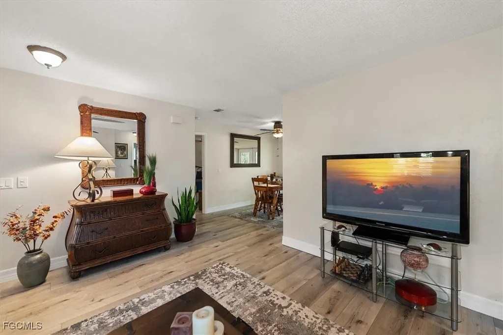 2124 NE 3rd Terrace Cape Coral FL 33909