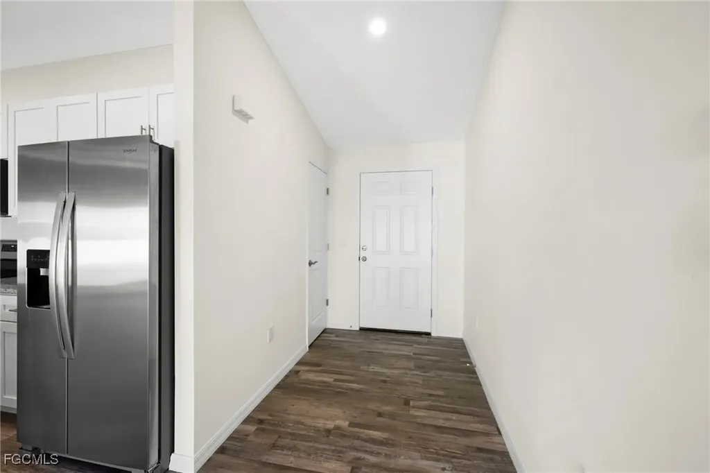 2824 NE 2nd Avenue Cape Coral FL 33909