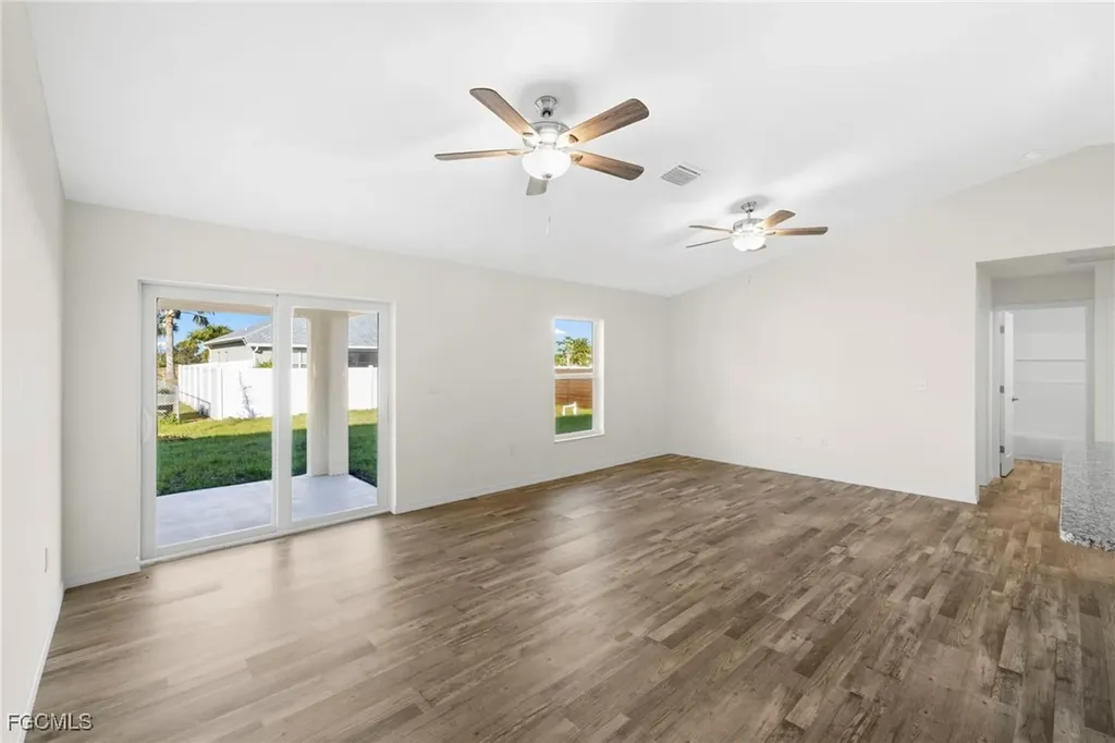 2824 NE 2nd Avenue Cape Coral FL 33909