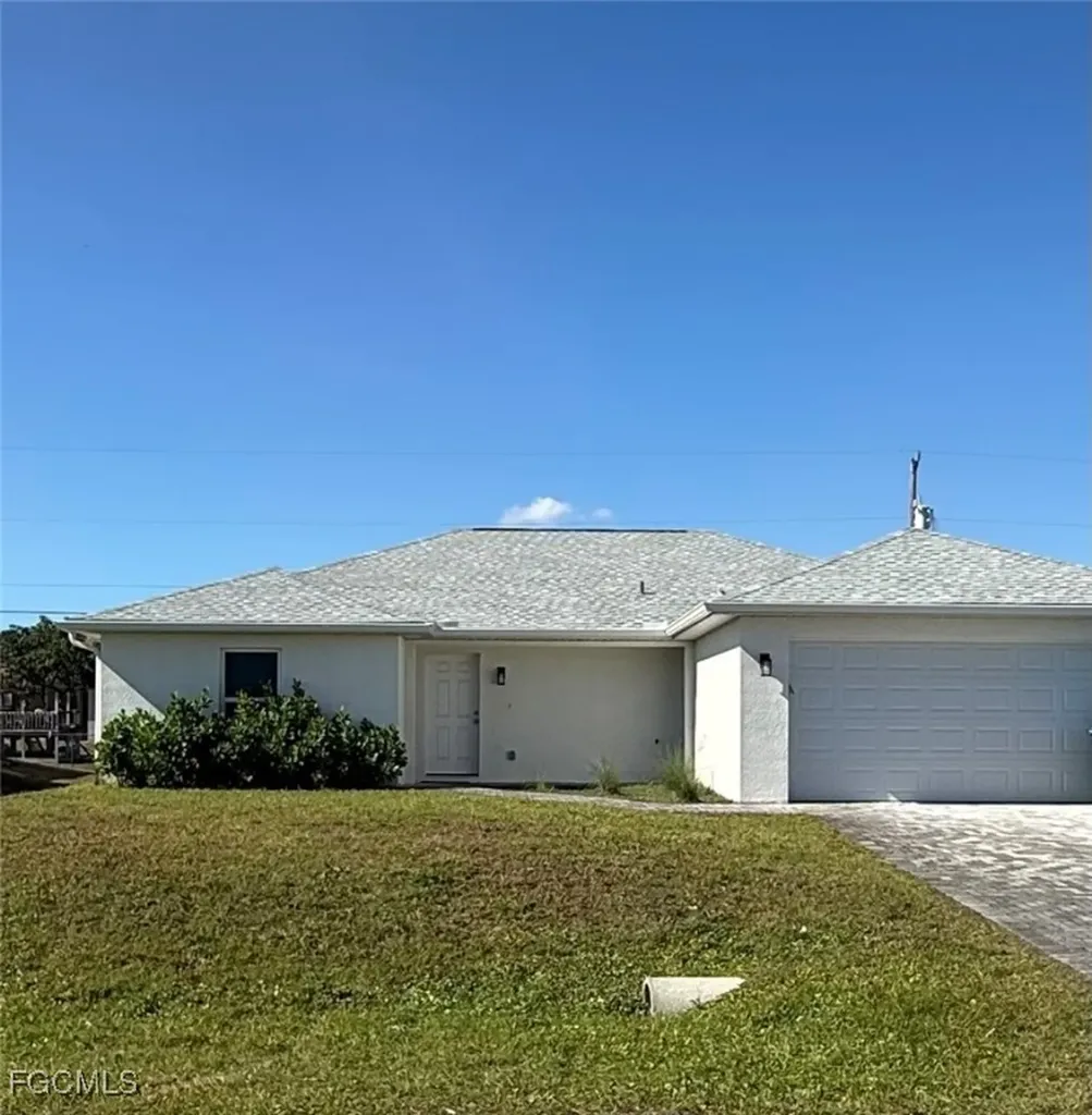 2824 NE 2nd Avenue Cape Coral FL 33909