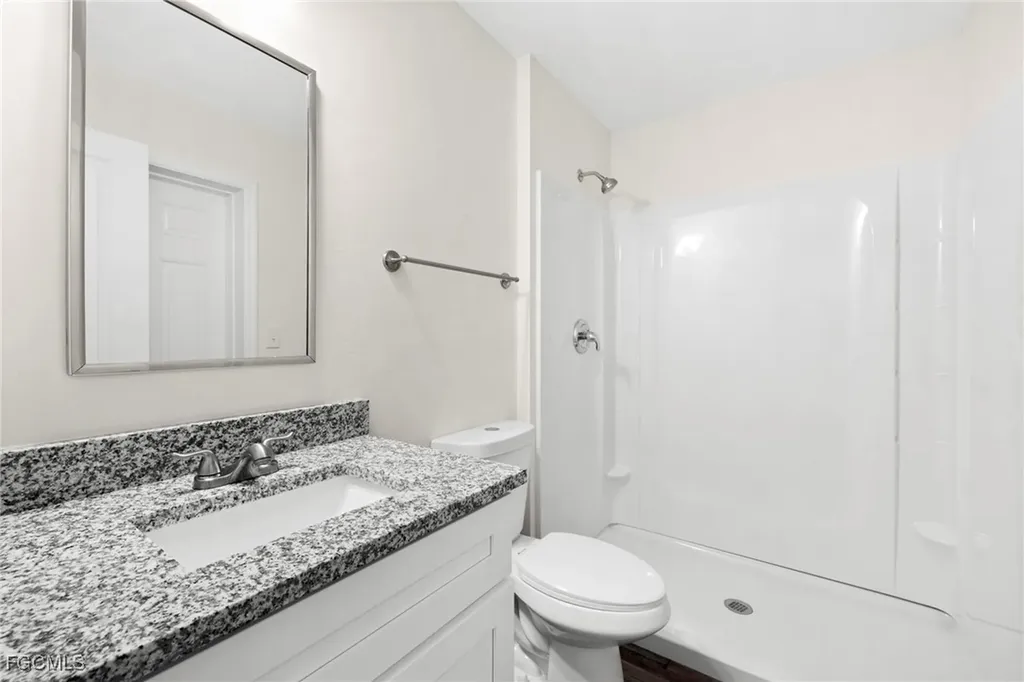 2824 NE 2nd Avenue Cape Coral FL 33909