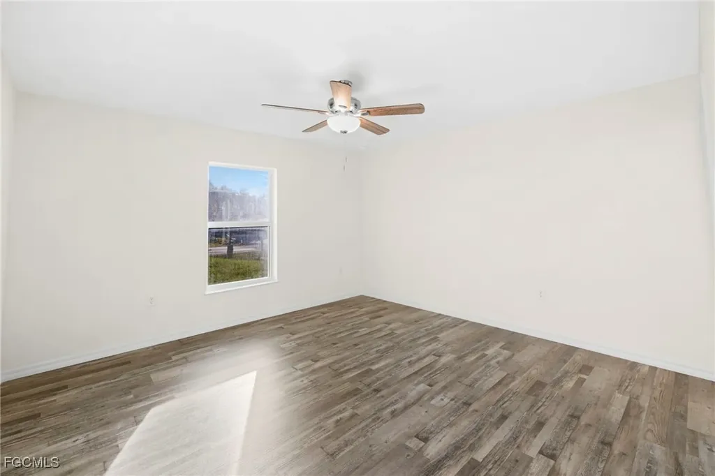 2824 NE 2nd Avenue Cape Coral FL 33909